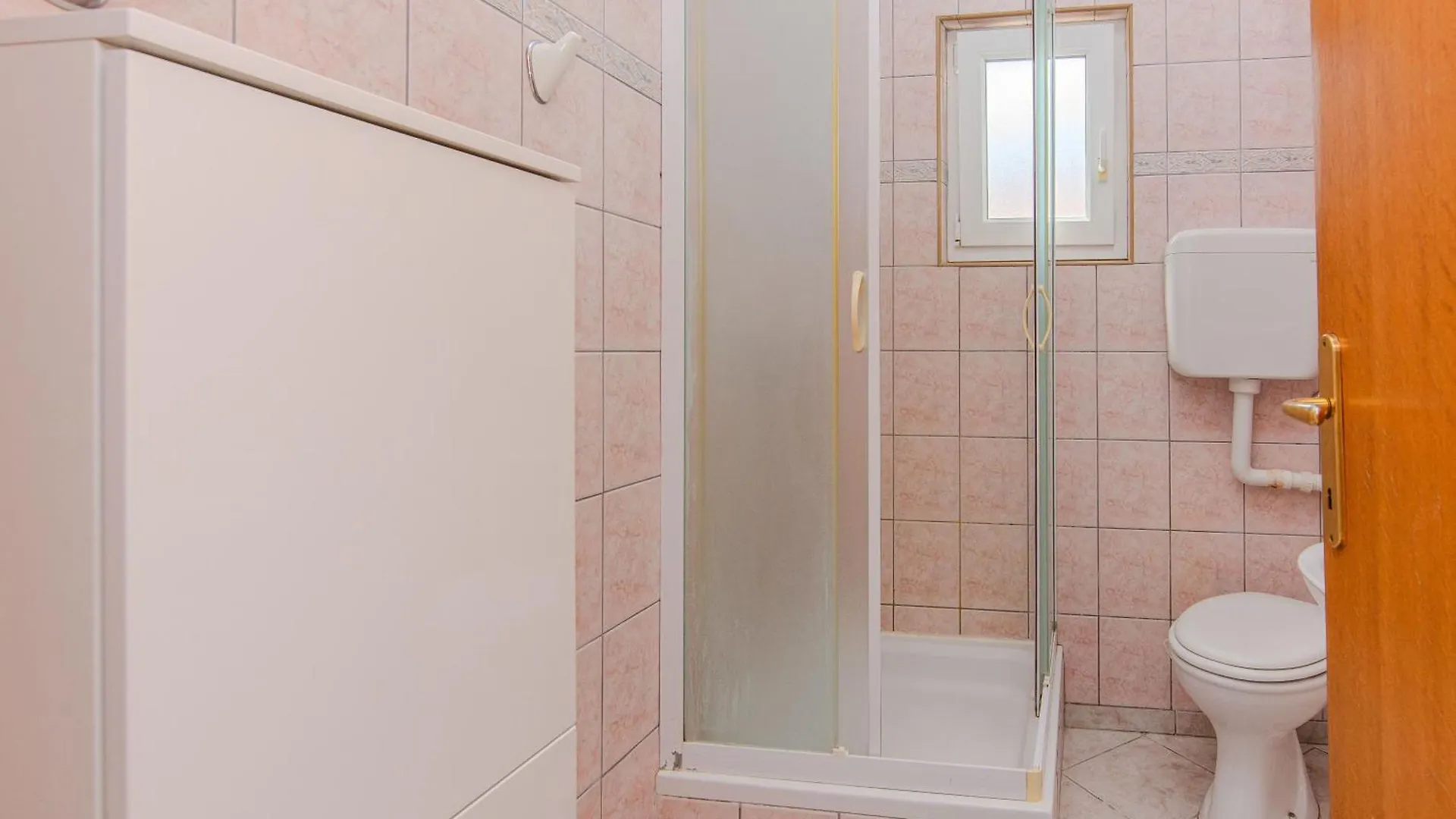 Apartment Semak فير